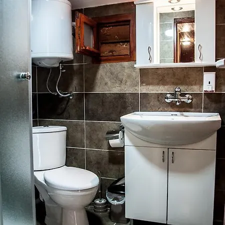 Hostel Otard *